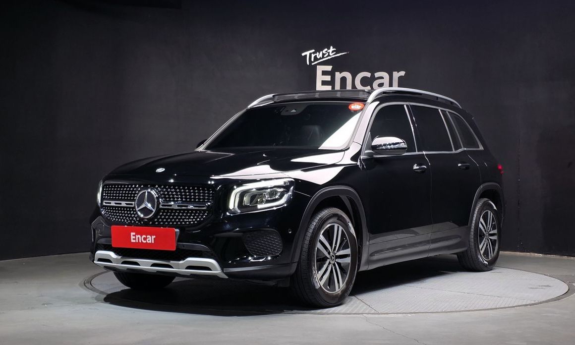Mercedes-Benz GLB-Class 2021