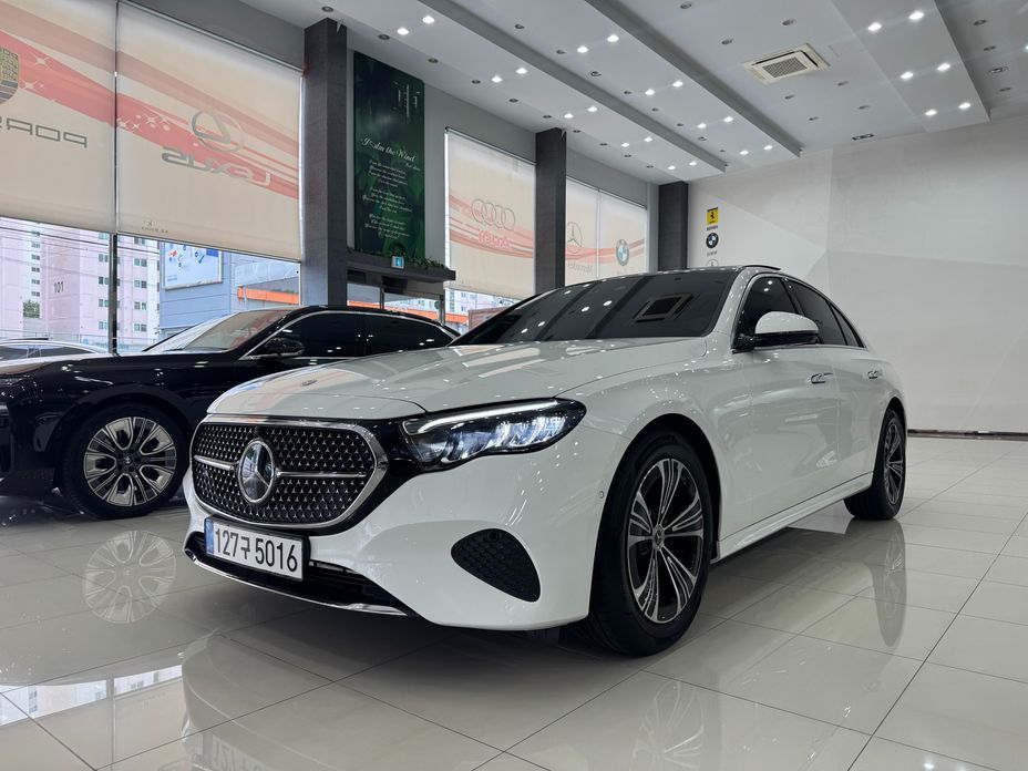 Mercedes-Benz E-Class 2025