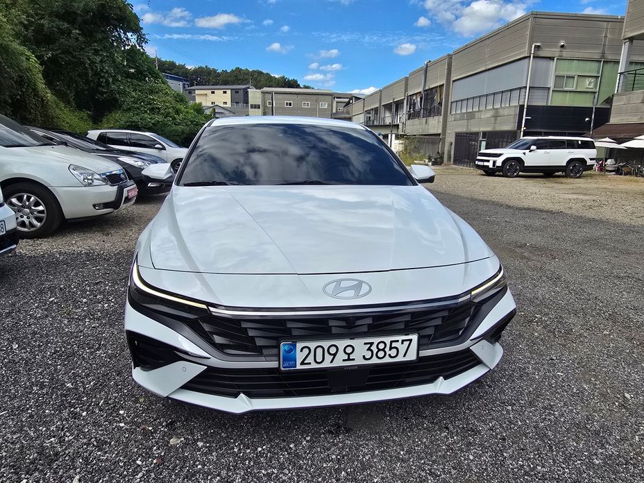 Hyundai AVANTE 2024