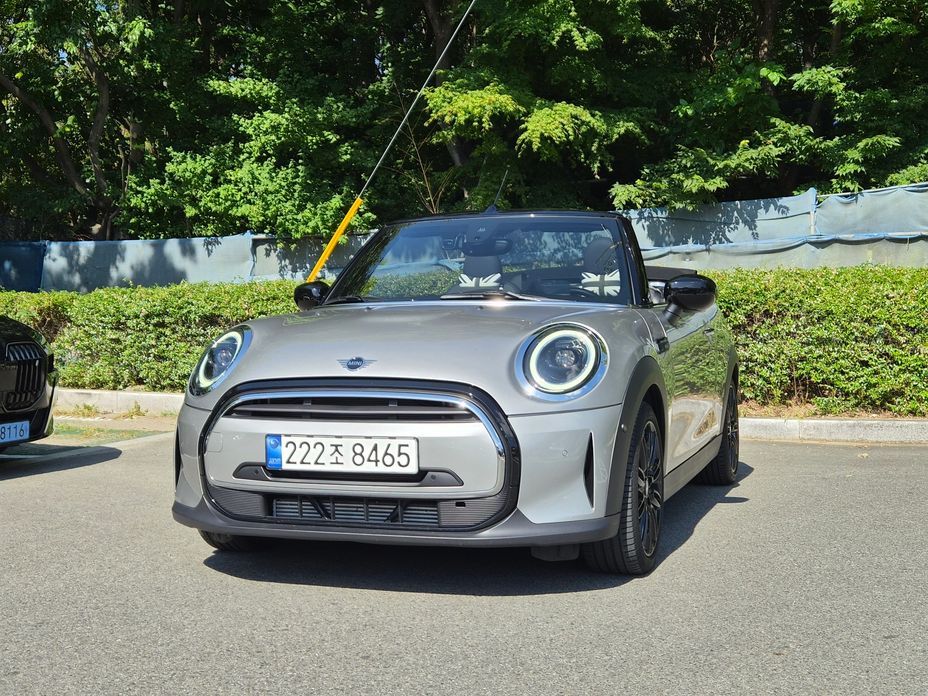 Mini Cooper Convertible 2024