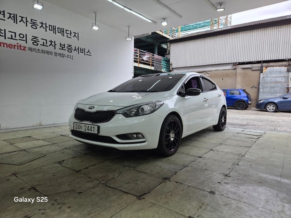 Kia K3 2013