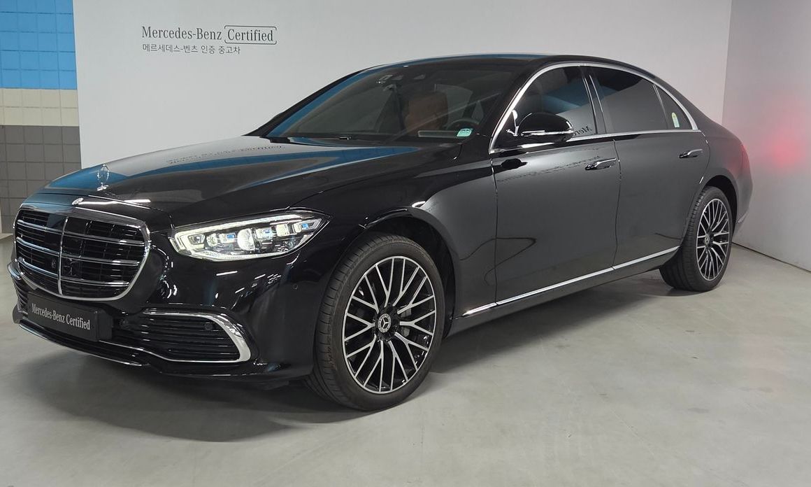 Mercedes-Benz S-Class 2025