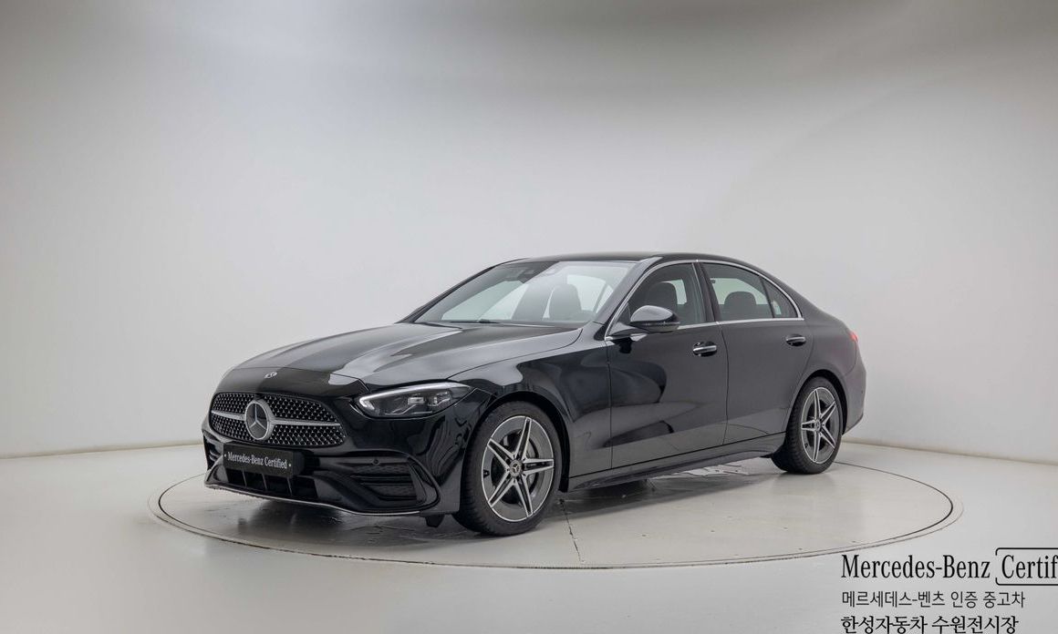 Mercedes-Benz C-Class 2025
