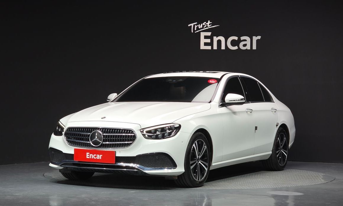Mercedes-Benz E-Class 2021