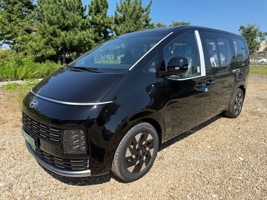 Hyundai Staria 2026