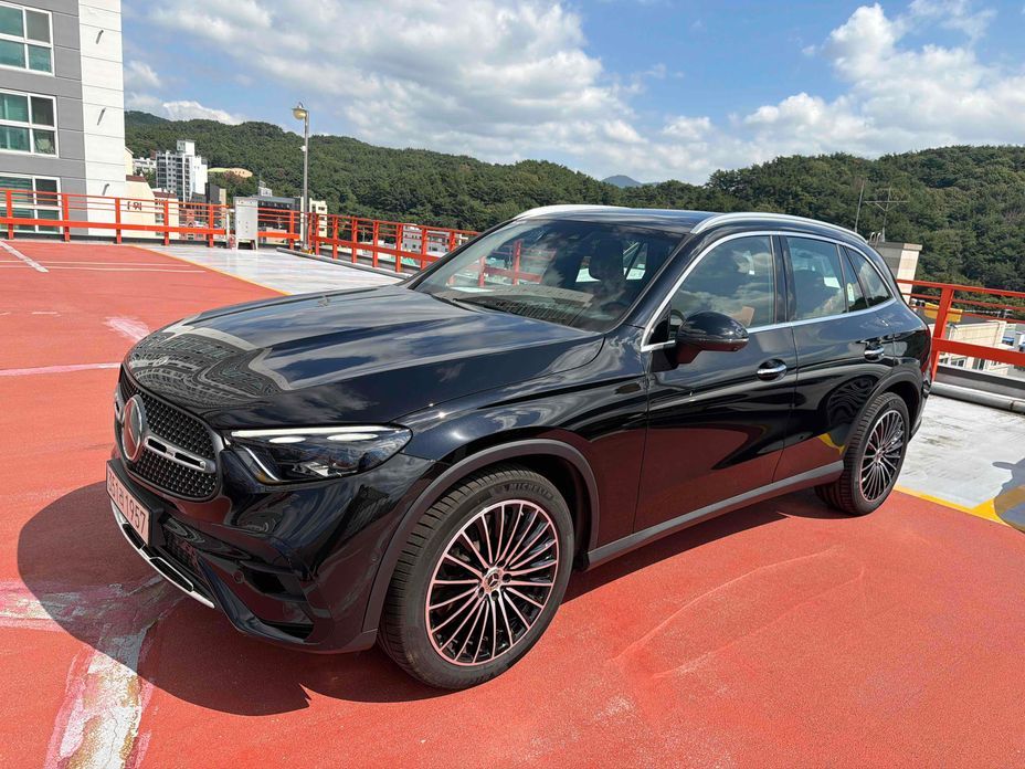 Mercedes-Benz GLC-Class 2026