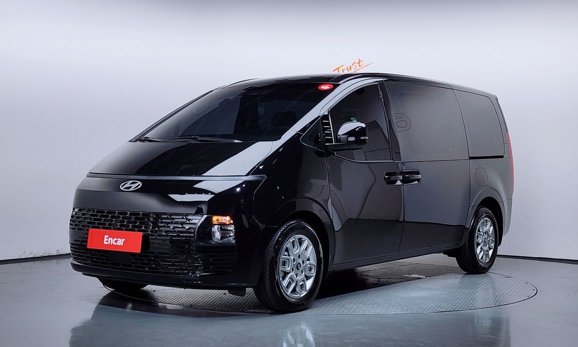 Hyundai Staria 2025