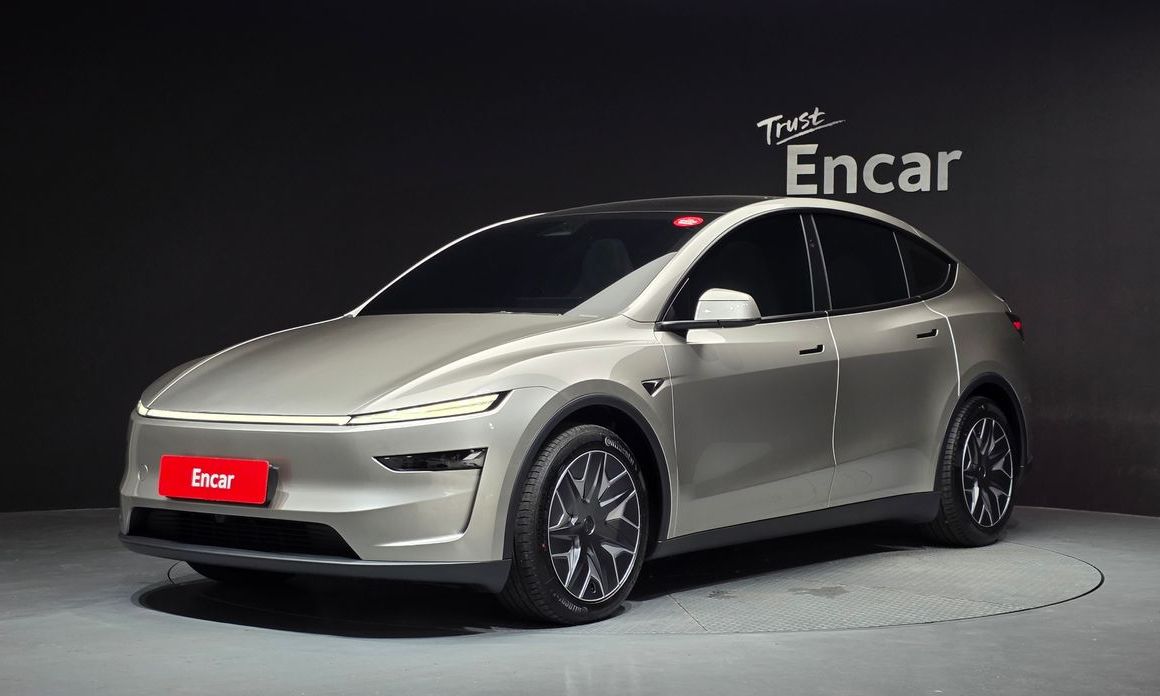 Tesla Model Y 2026