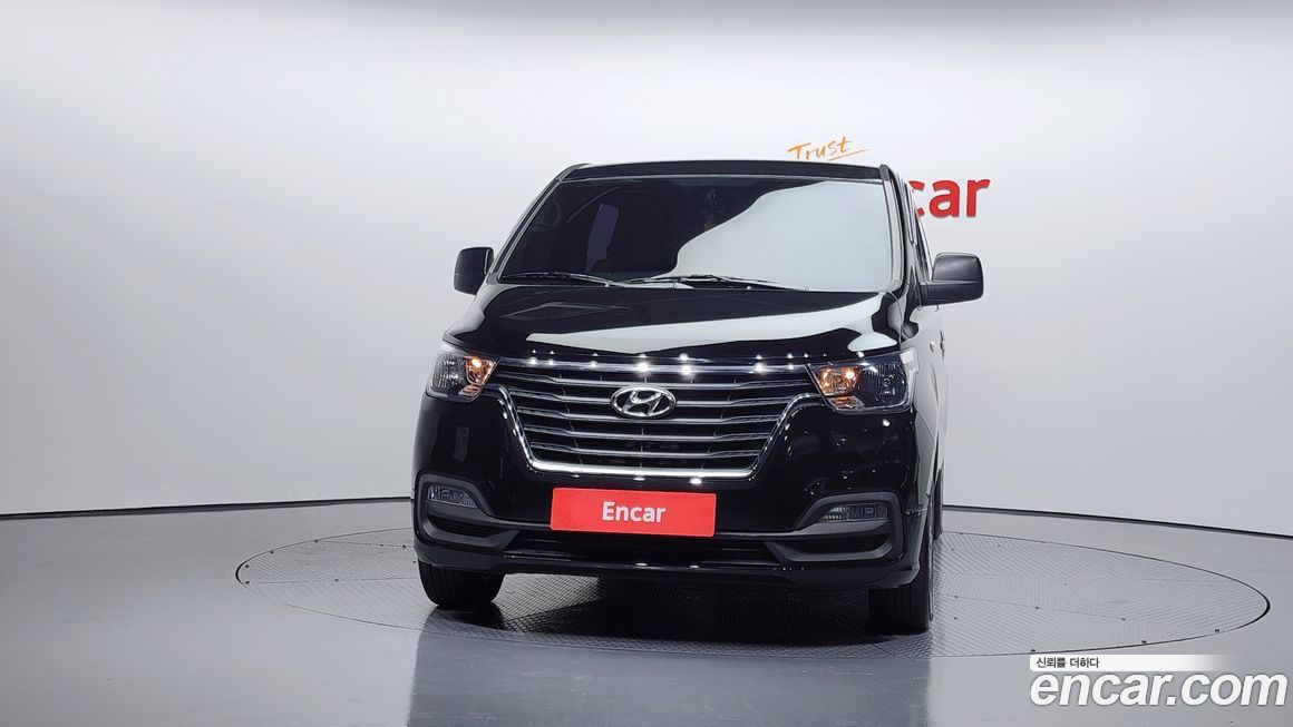 Hyundai Starex 2019