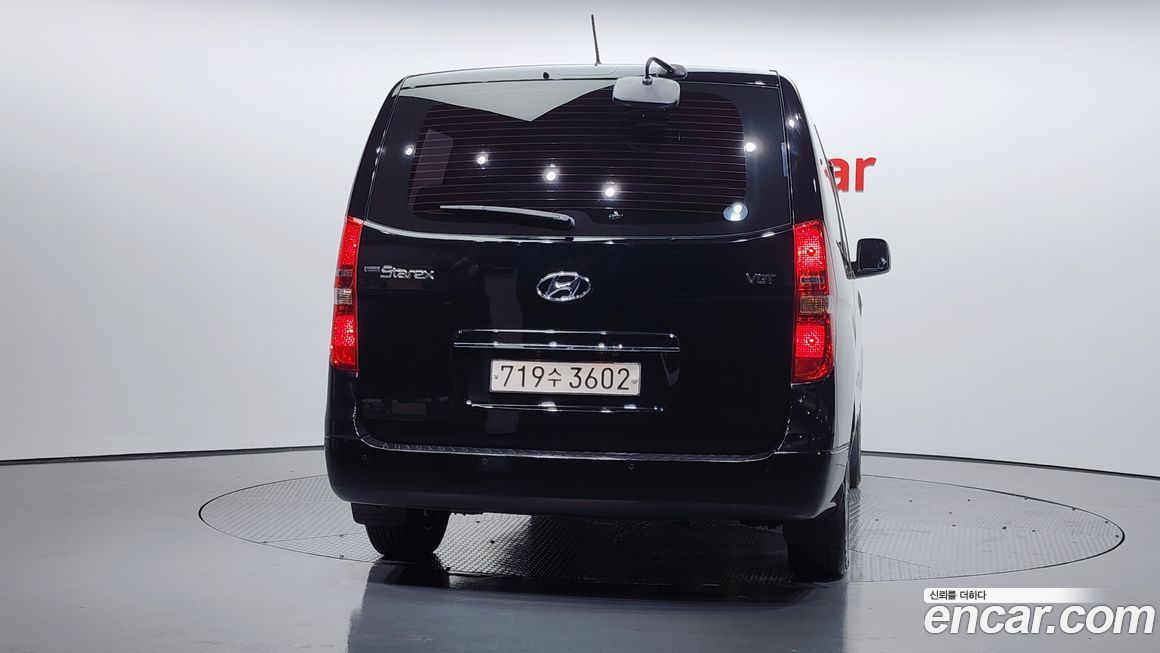 Hyundai Starex 2019