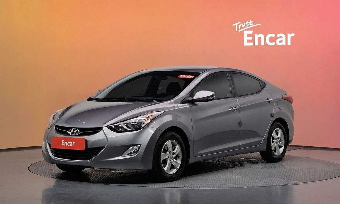 Hyundai AVANTE 2012