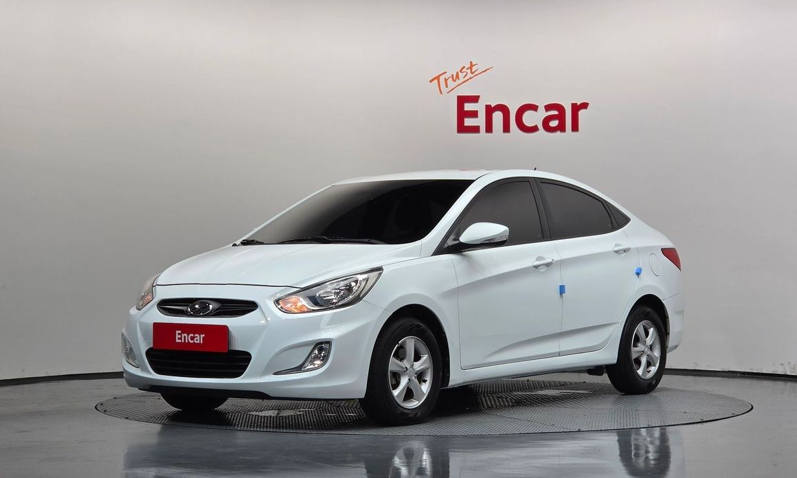 Hyundai Accent 2015