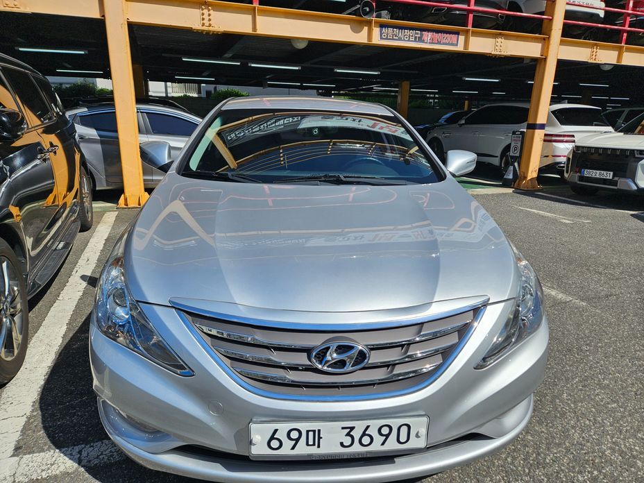 Hyundai Sonata 2012