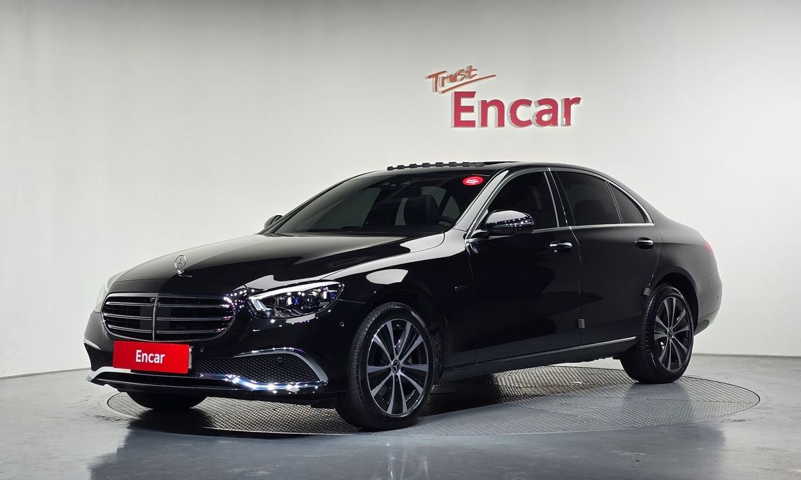 Mercedes-Benz E-Class 2021