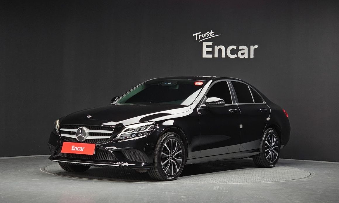 Mercedes-Benz C-Class 2019