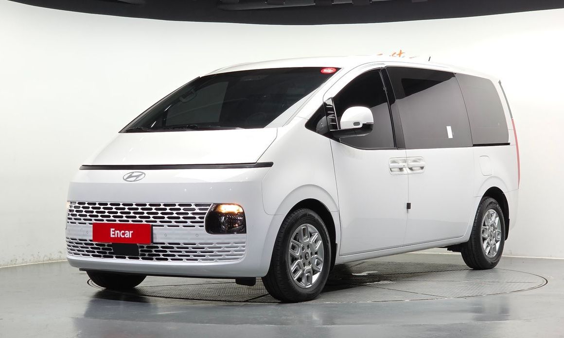 Hyundai Staria 2025