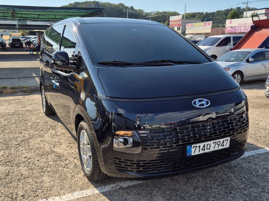 Hyundai Staria 2023