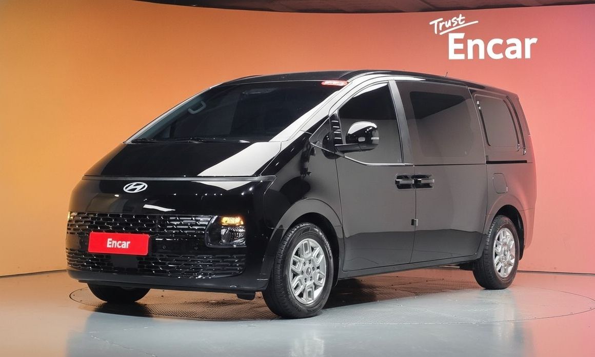 Hyundai Staria 2025