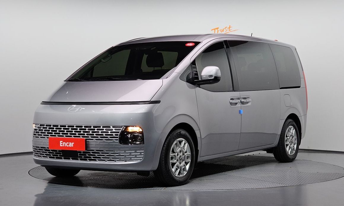 Hyundai Staria 2025