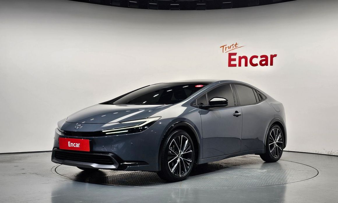 Toyota Prius 2024