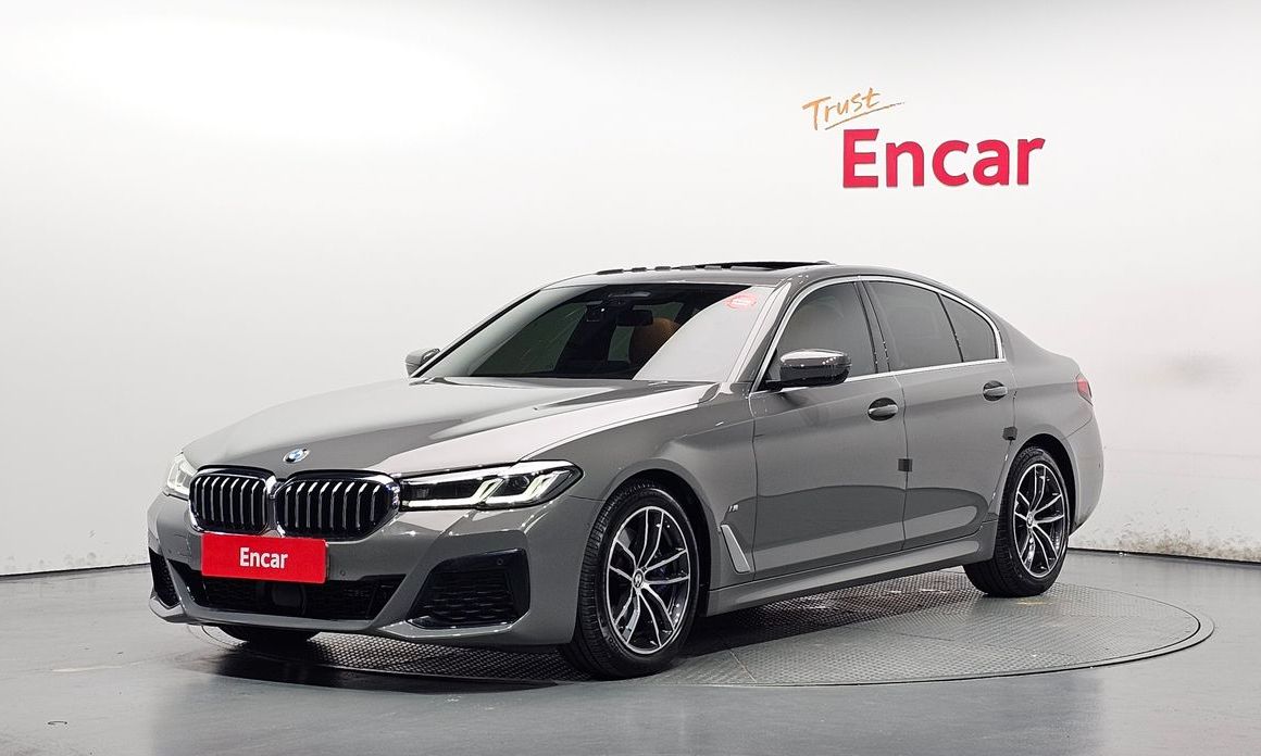 BMW 5-Series 2022