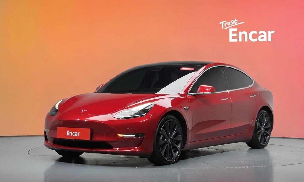 Tesla Model 3 2020