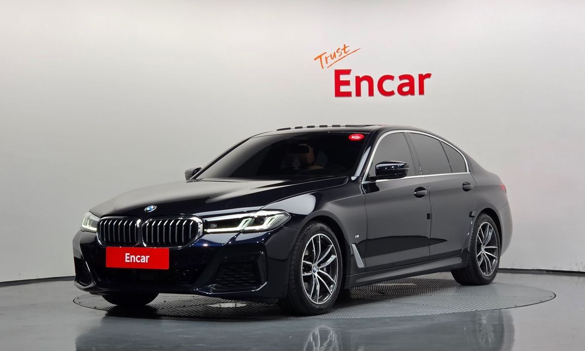 BMW 5-Series 2023