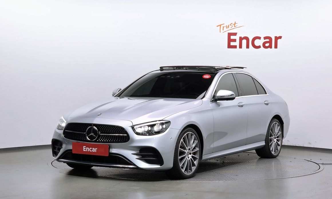 Mercedes-Benz E-Class 2022