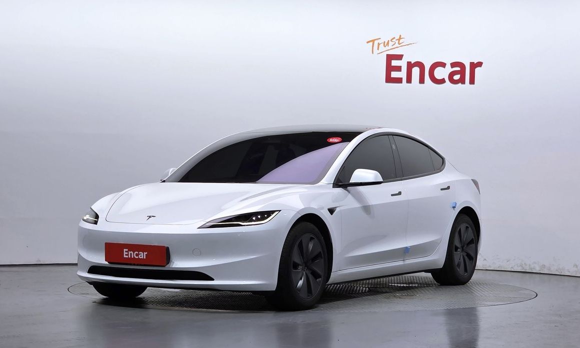 Tesla Model 3 2025