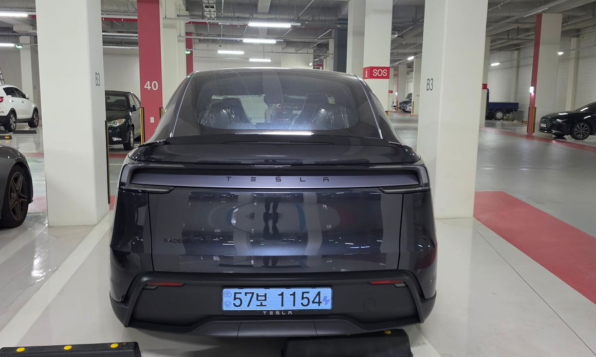 Tesla Model Y 2026