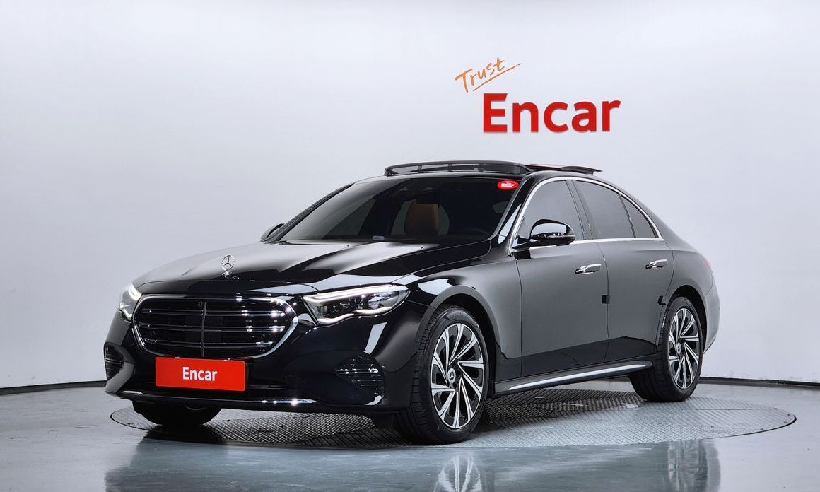 Mercedes-Benz E-Class 2025