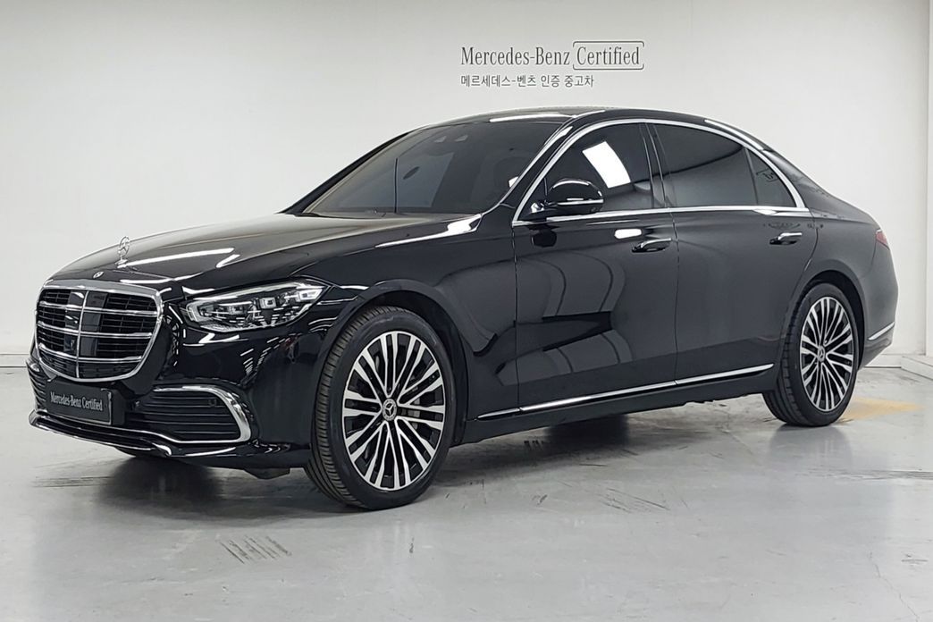 Mercedes-Benz S-Class 2023