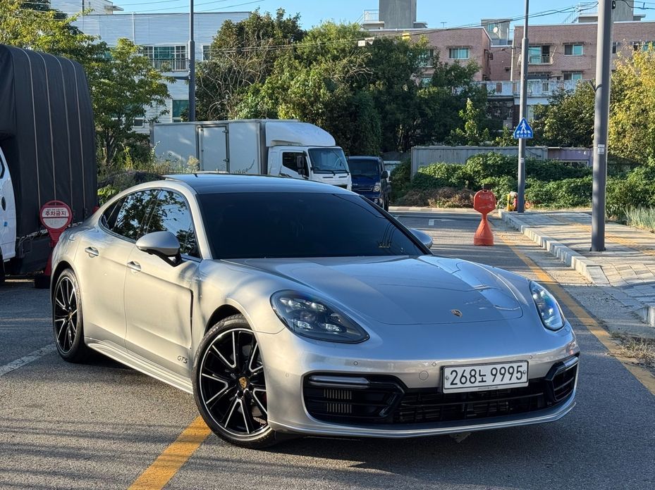 Porsche Panamera 2020