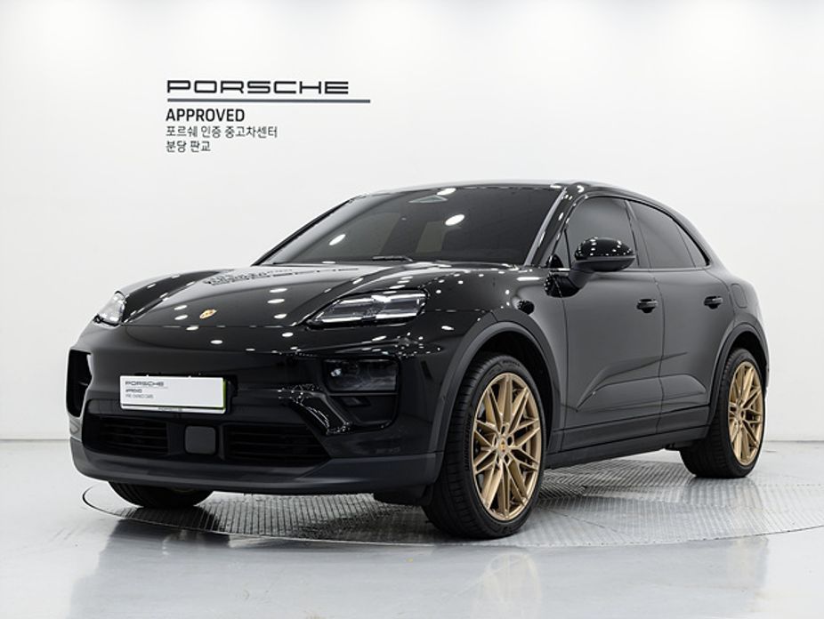 Porsche Macan 2025