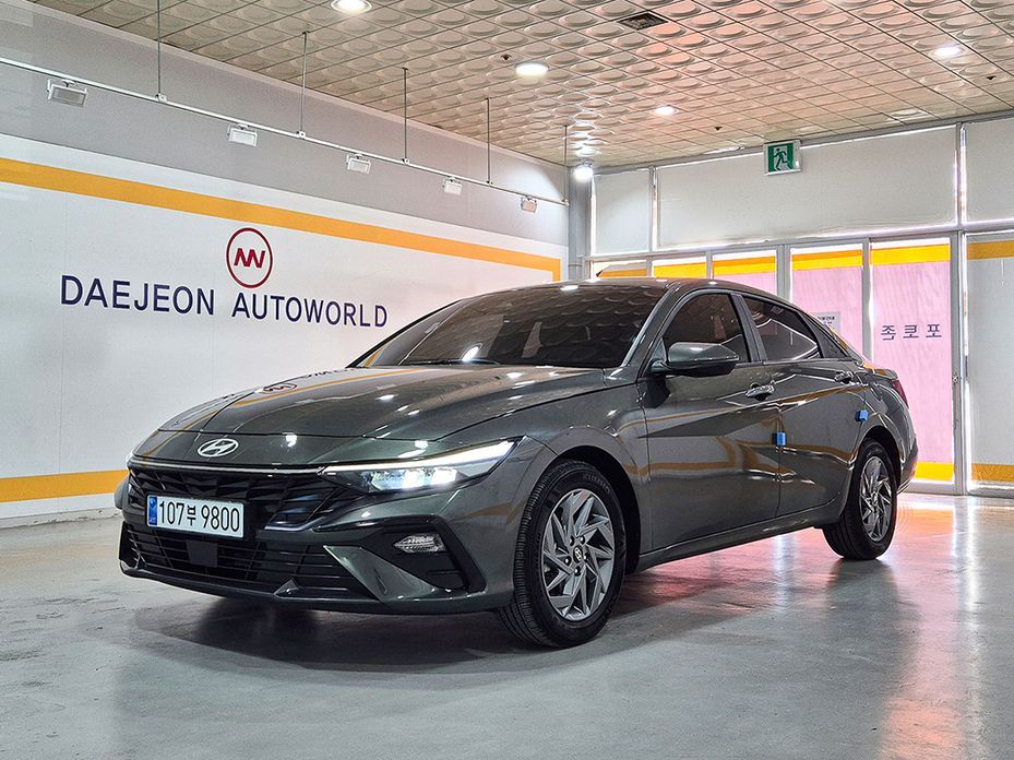 Hyundai AVANTE 2024