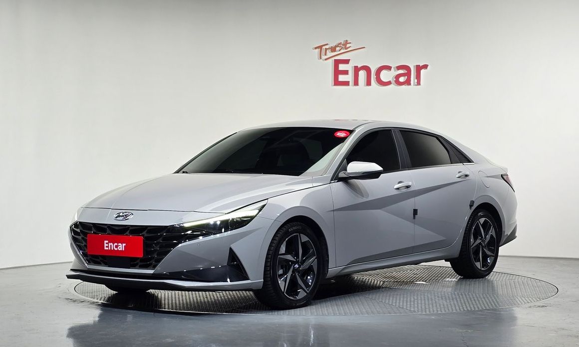 Hyundai AVANTE 2021