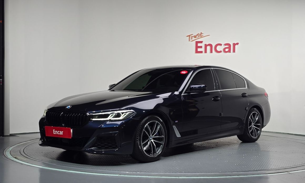 BMW 5-Series 2022
