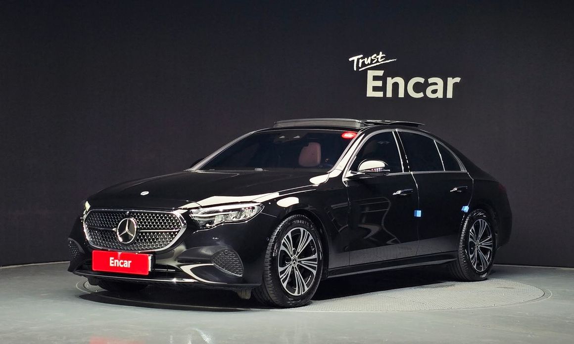 Mercedes-Benz E-Class 2025