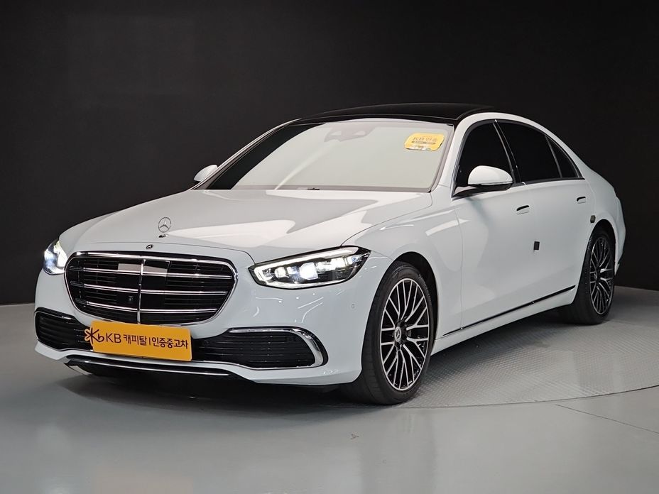 Mercedes-Benz S-Class 2024