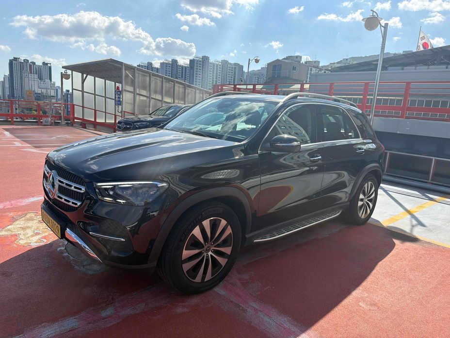 Mercedes-Benz GLE-Class 2025