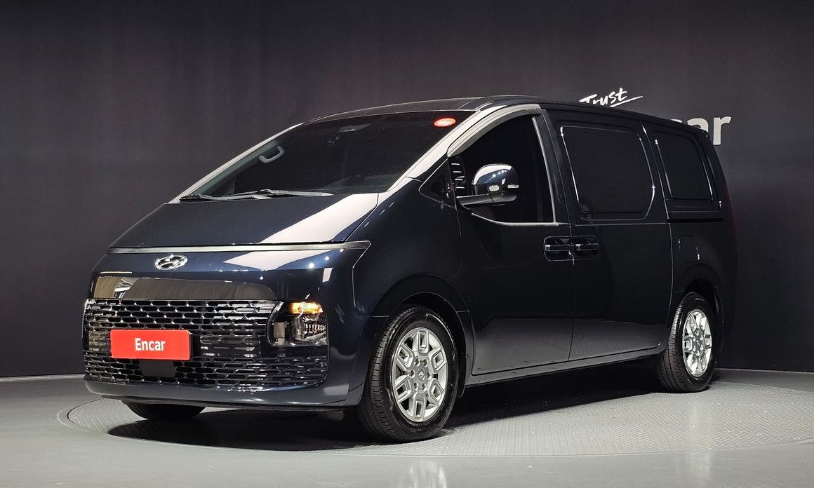 Hyundai Staria 2023