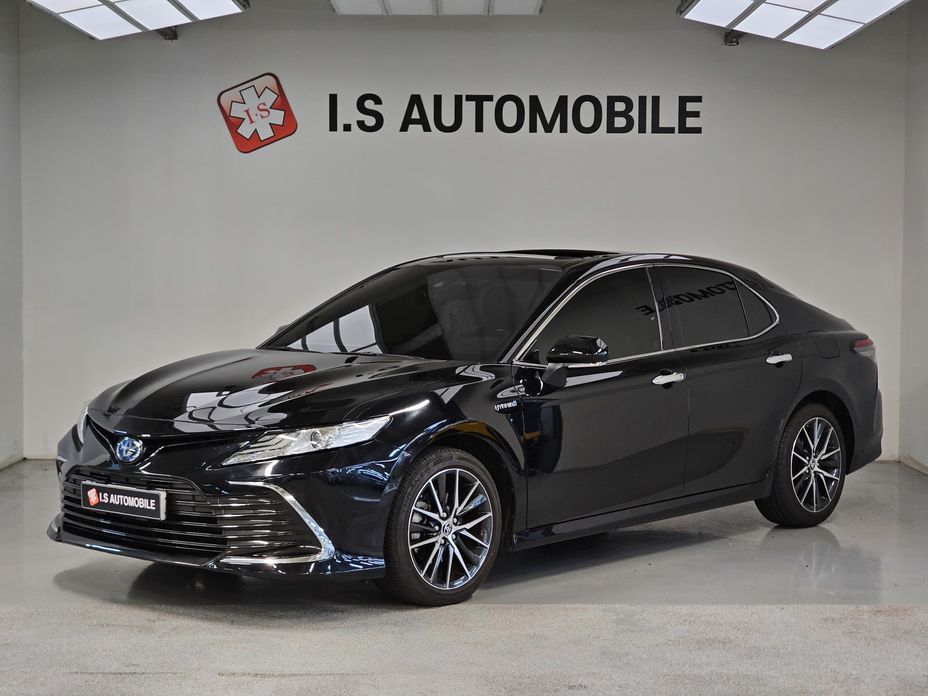 Toyota Camry 2023