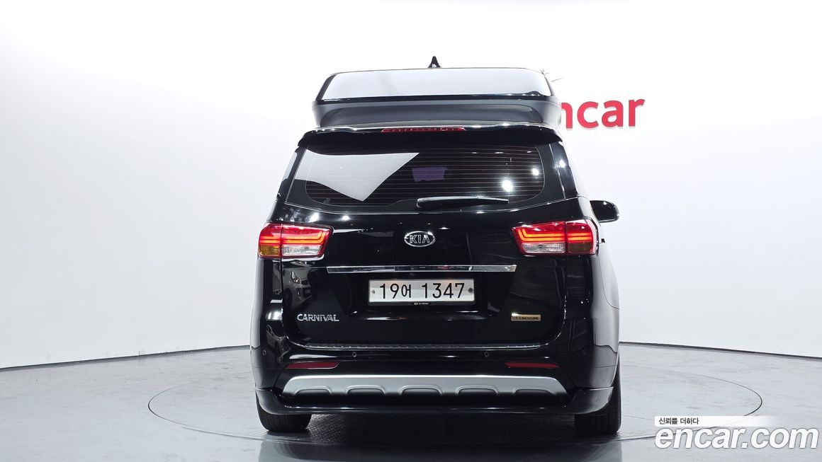 Kia Canival 2018