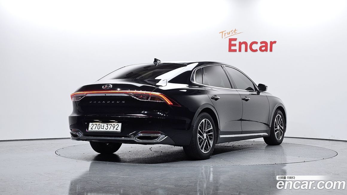 Hyundai Grandeur 2022