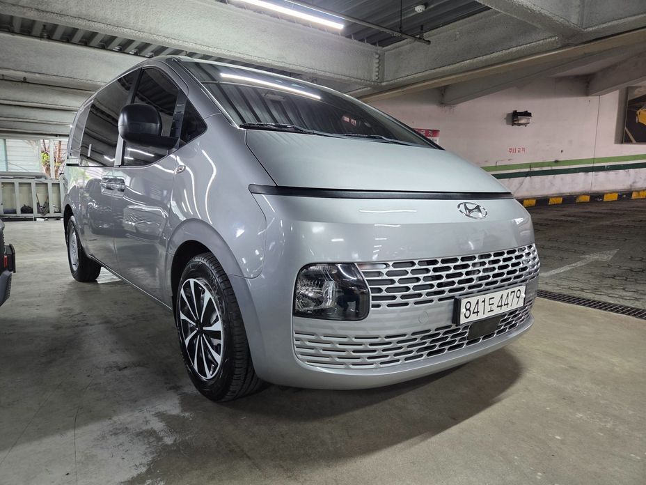 Hyundai Staria 2022