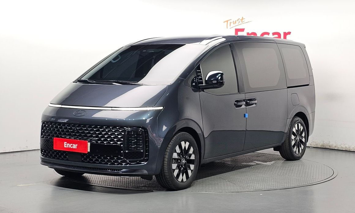 Hyundai Staria 2025