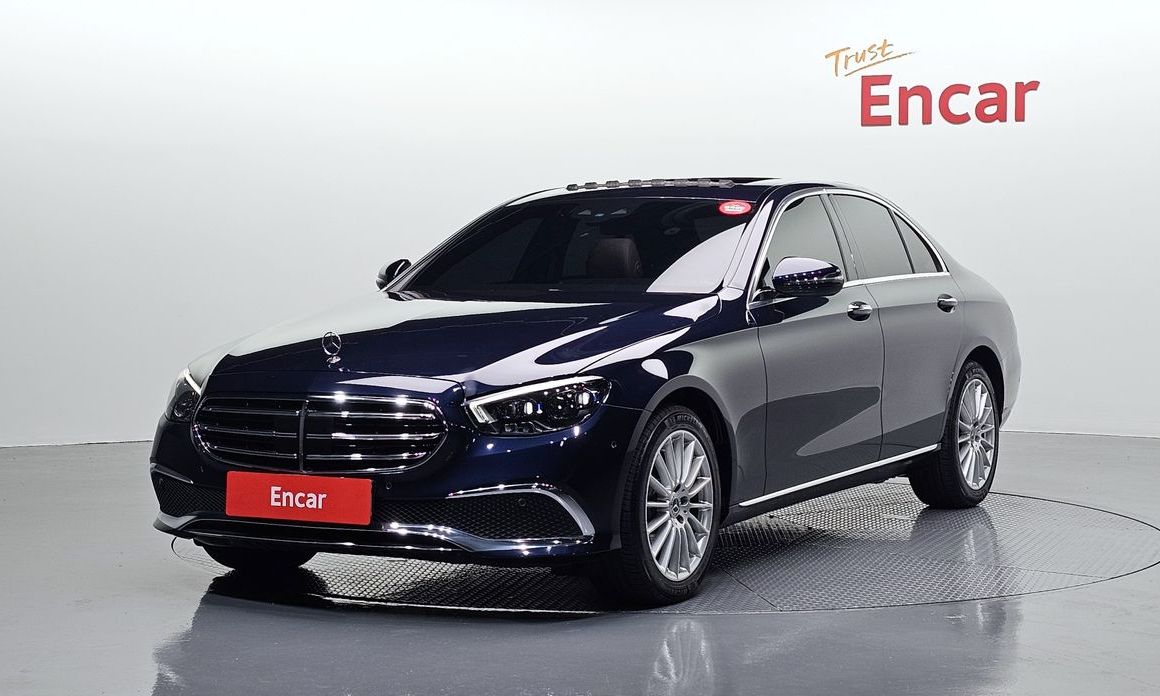 Mercedes-Benz E-Class 2021