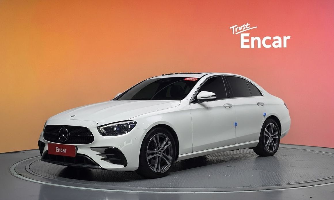 Mercedes-Benz E-Class 2023