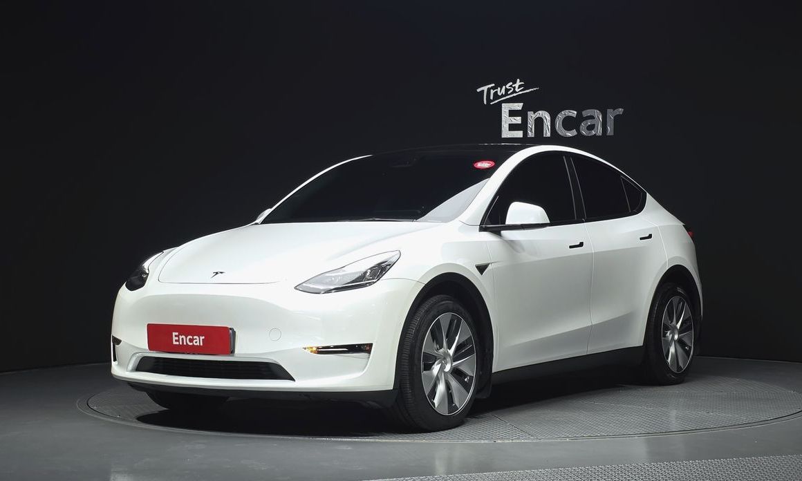 Tesla Model Y 2021
