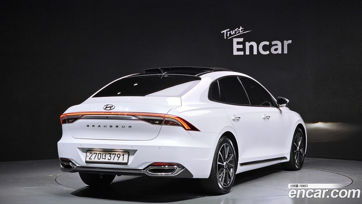 Hyundai Grandeur 2022